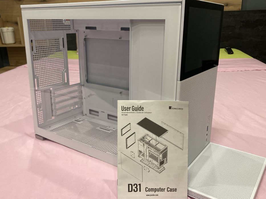 Jonsbo D31 mesh display