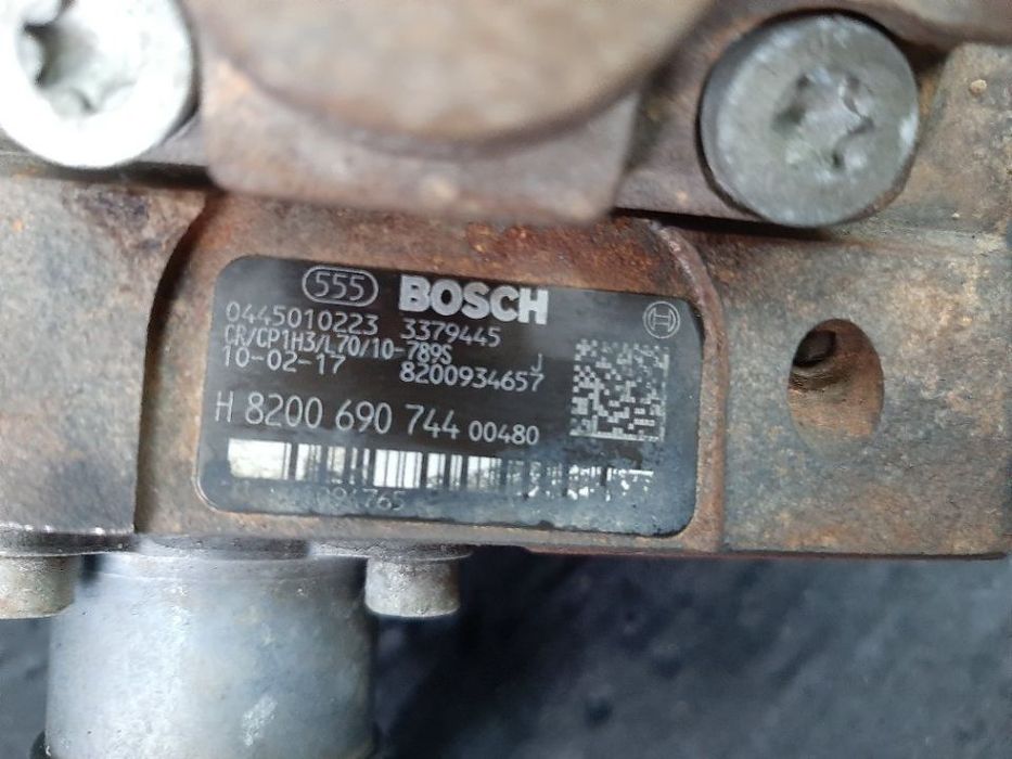 Pompa inalta 2.0 dci m9r renault trafic 2 laguna 3 opel vivaro a nissan x-trail qashqai 0445010223
