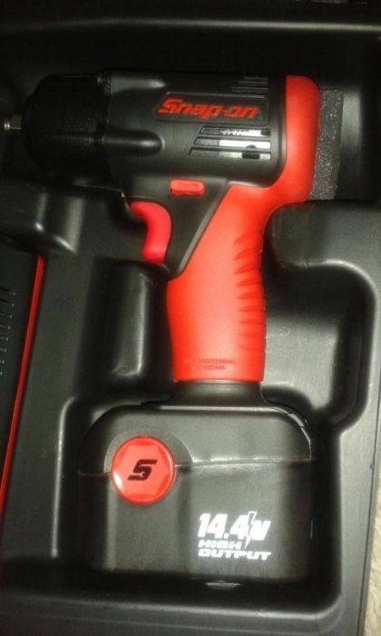 Разпродажба!!!Гайковерт на 3/8"и винтоверт Snap-on CTU4410