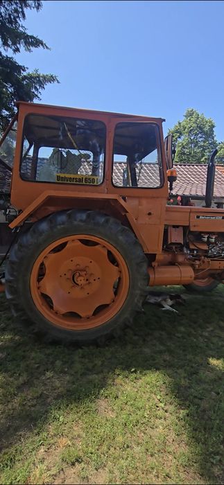 Tractor U650'M 1988
