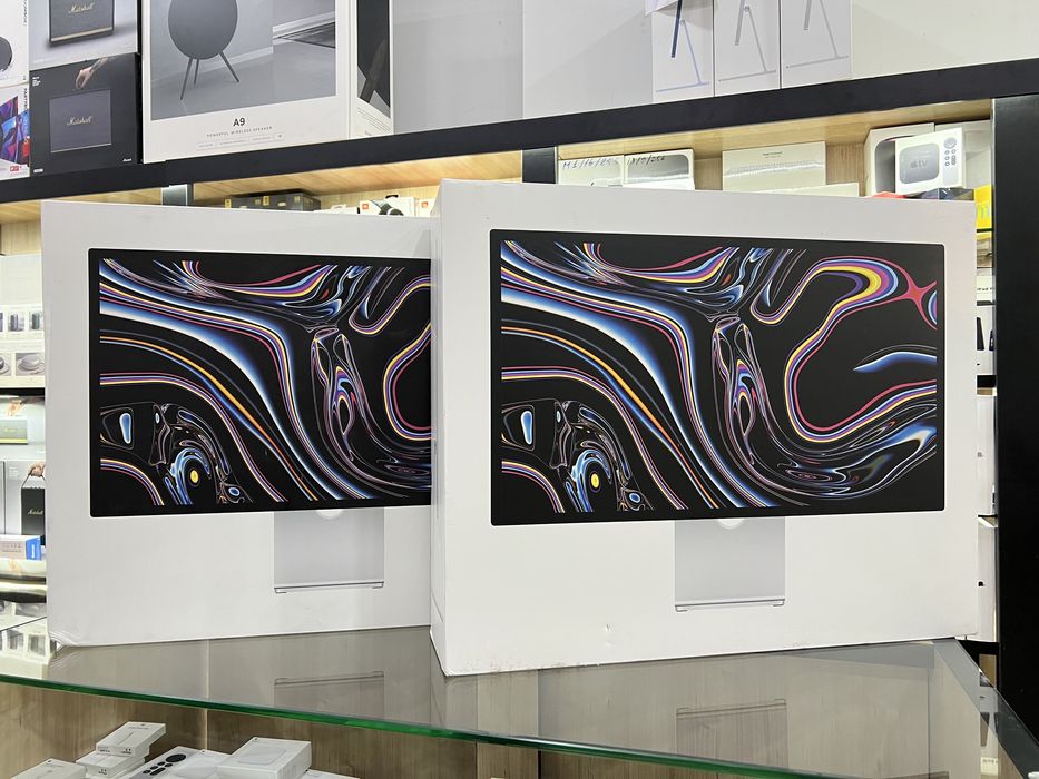 Apple Studio Display