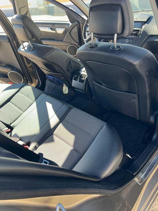 vand mercedes c 220 w204 diesel automat 177 cp  224371 km