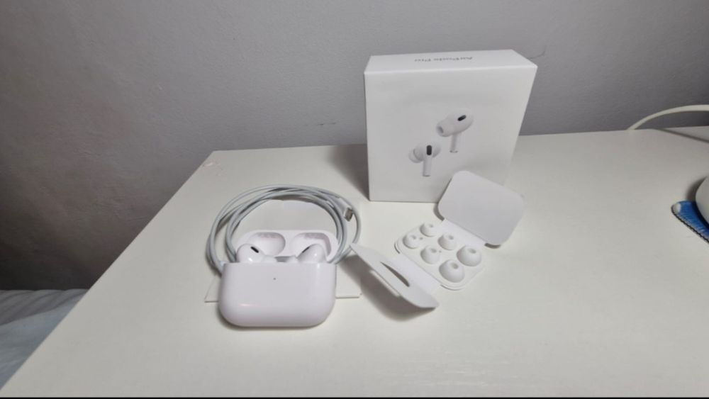 Vând caști AirPods pro 2 gen2