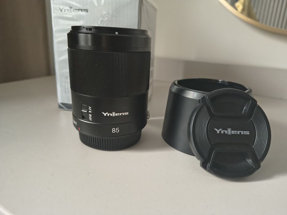 Obiectiv Youngnuo RF 85mm f1.8, NOU