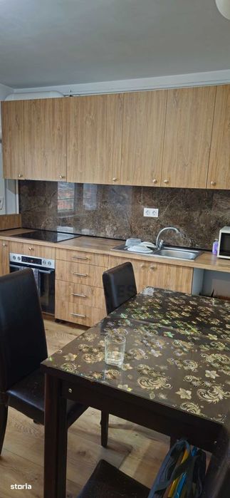 Apartament de închiriat
