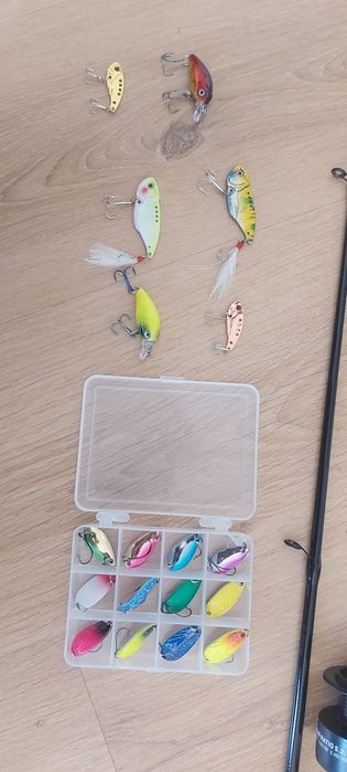 Нов спининг к-т от карбонова въдица с макара, влакно и примамки