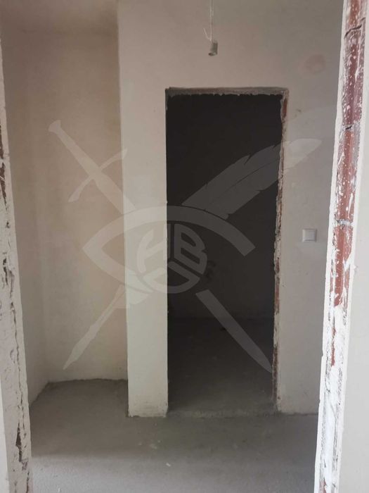 Продава се Двустаен апартамент в Пловдив, Христо Смирненски - 73 кв.м за 1055 €/кв.м - Снимка #2