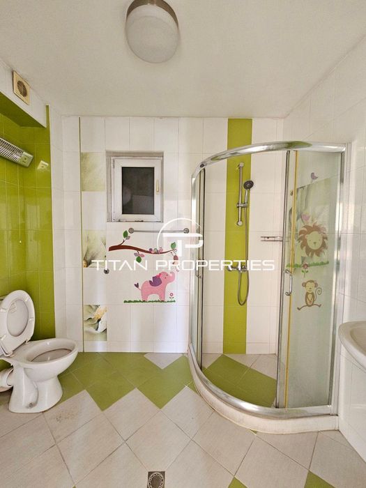 Дава се под наем Мезонет в Пловдив, Център - 356 кв.м за 1495.83 € - Снимка #11