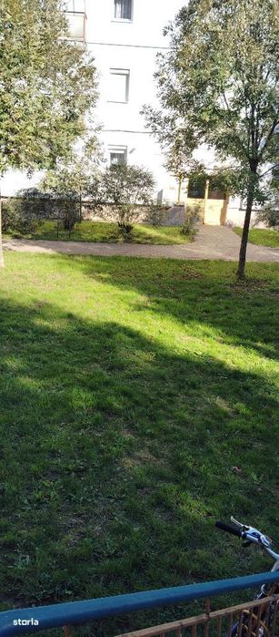 ap. 3 cam MVI str. Gladiolei 6 et 4 , 2 bai , 820 Eu/ mp