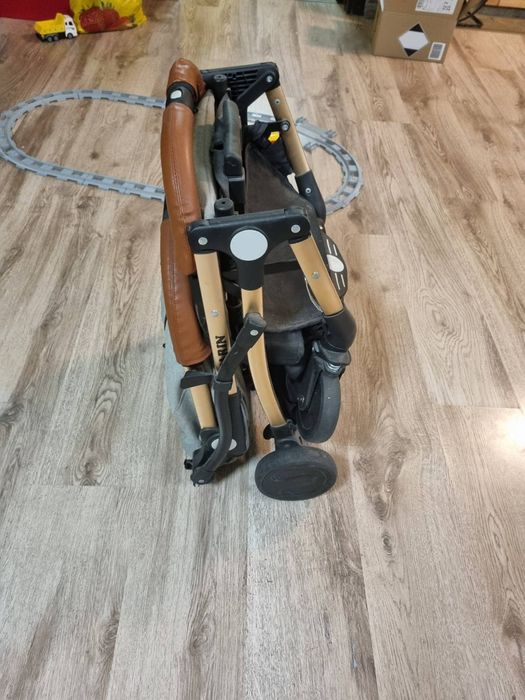 Детска лятна  количка SONARIN с дъждобран и подложка