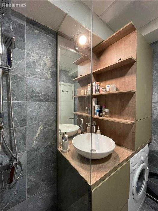 Дава се под наем Двустаен апартамент в Бургас, Лазур - 55 кв.м за 244.8 € - Снимка #3