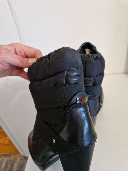 Боти Adidas 37номер