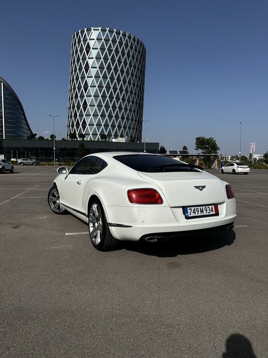 Bentley Continental GT V8
