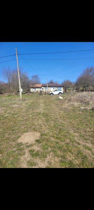 Продавам къща в с.Засмяно 70 000 евро