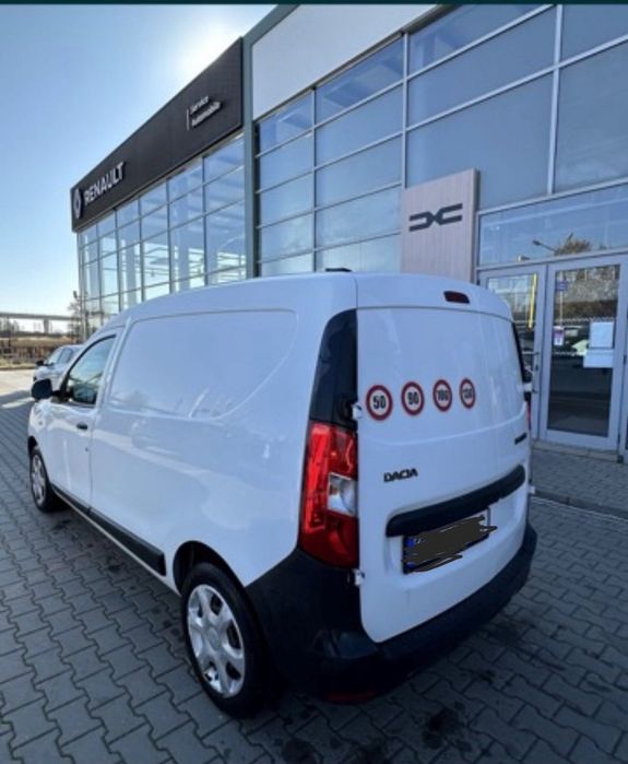 Vând Dacia Dokker