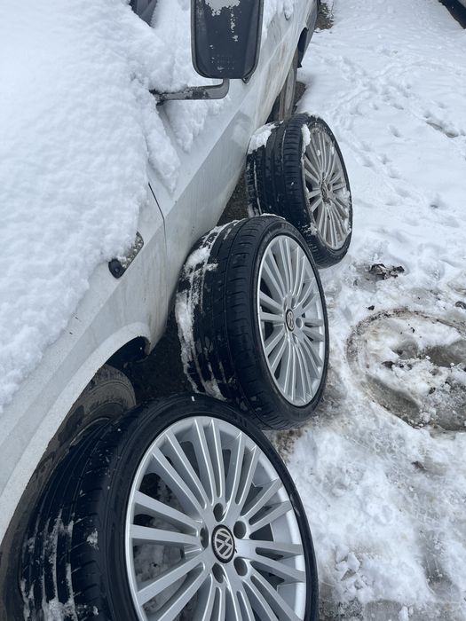 Vand jante in stare buna 225/40/18R