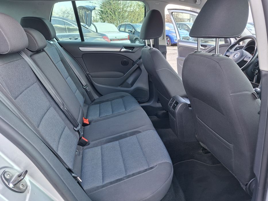 Vw Golf 6 benzina 1.4 122 c.p  Euro 5 Echipare STYLE  Navigatie An fab. 2011  Stare excelenta de functionare