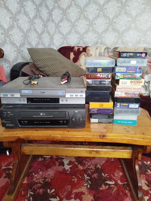 Продам видеомагнитофон