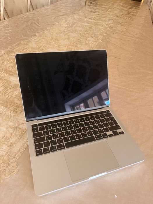 Продается MacBook m1 pro 16/512