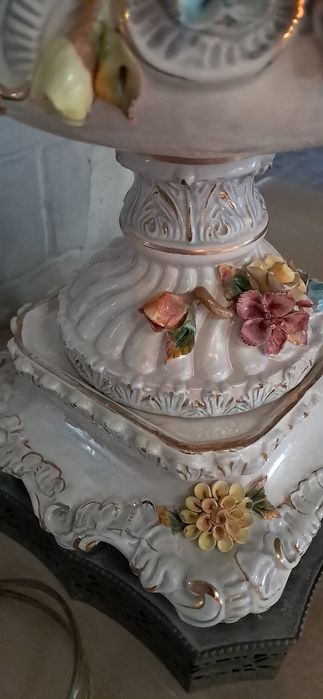 Настолна порцеланова лампа Capodimonte