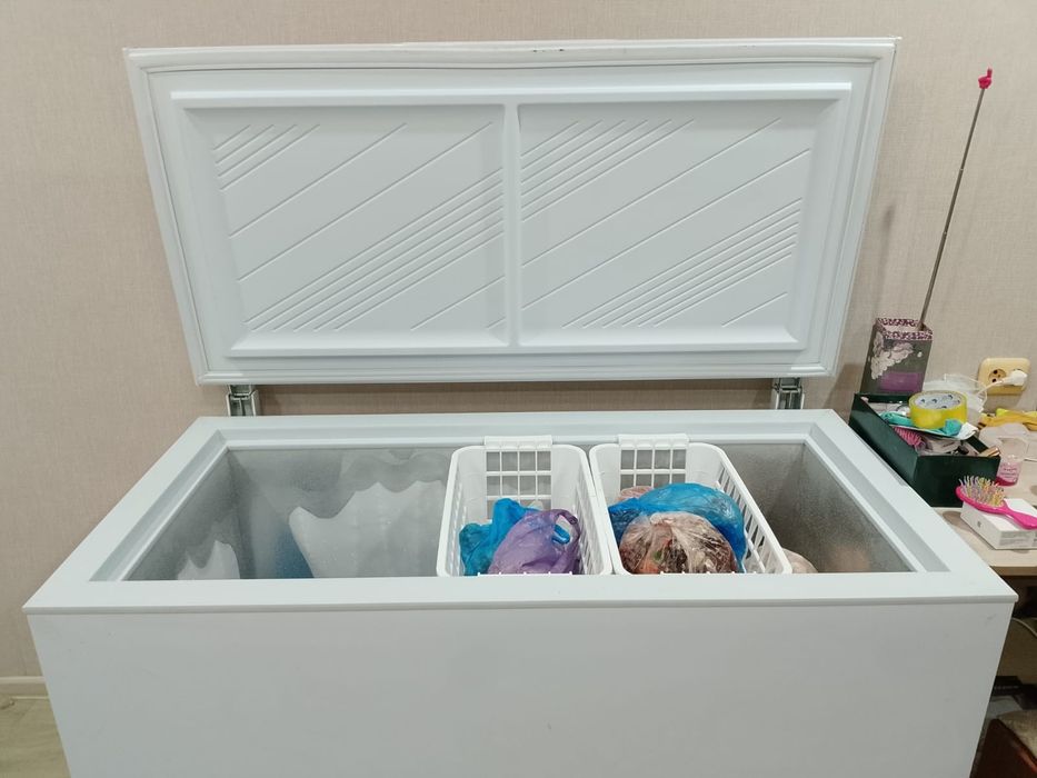 Продам морозильник