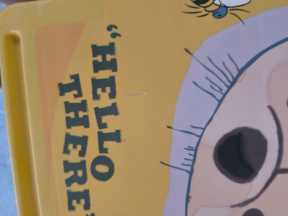 Продавам детски масички