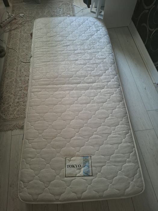 Матрас  в хорошем состоянии