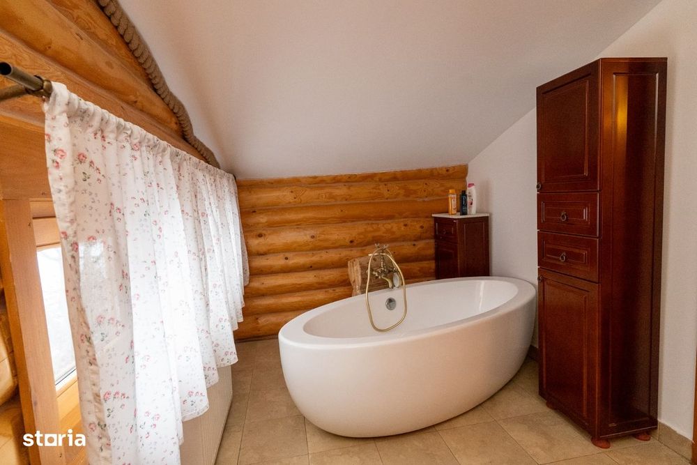 Casă premium din buștean,construită cu responsabilitate – 980 mp teren