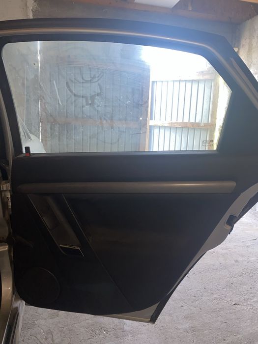 Vand usi si portbagaj pentru opel vectra B Hayon