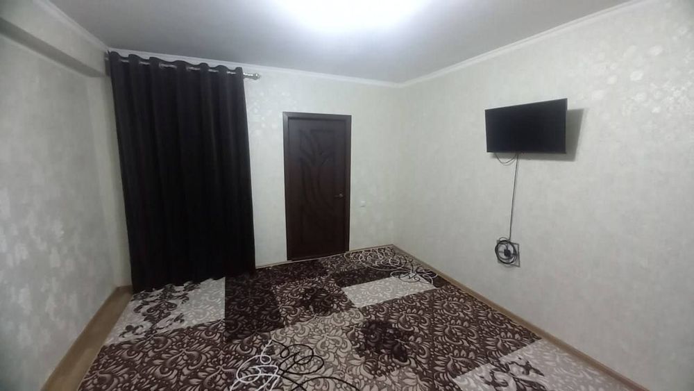 Продается юнусабад 2 квартал 1/3/4