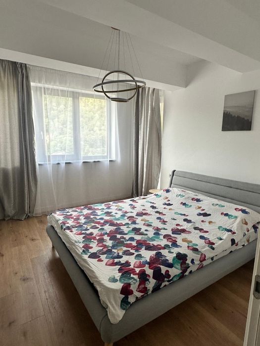 Inchiriez apartament 2 camere tip studio centru zavoi parc
