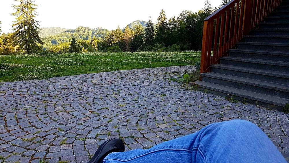 lucrari de piatra cubica , placi granit , andezit , dale si pavaje