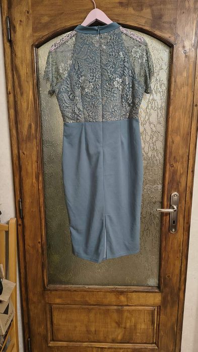 Официални рокли размер Л