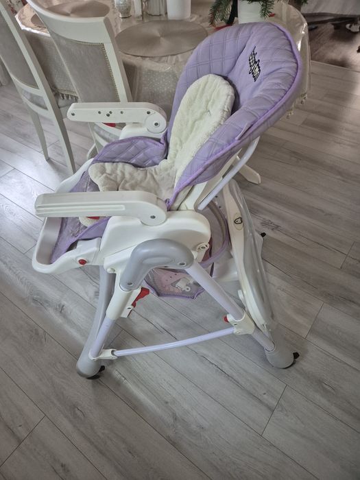 Стульчик для кормения