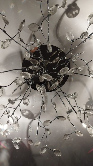 Люстра для гостинной