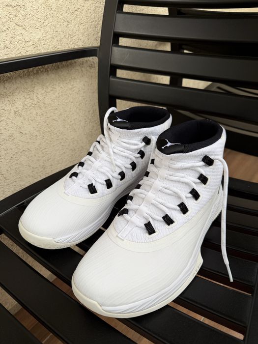 Nike jordan  маратонки