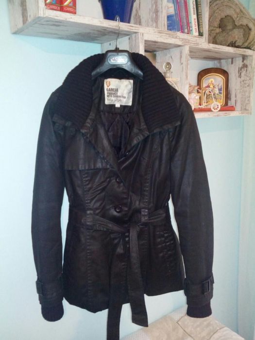 Дамско спортно елегантно яке