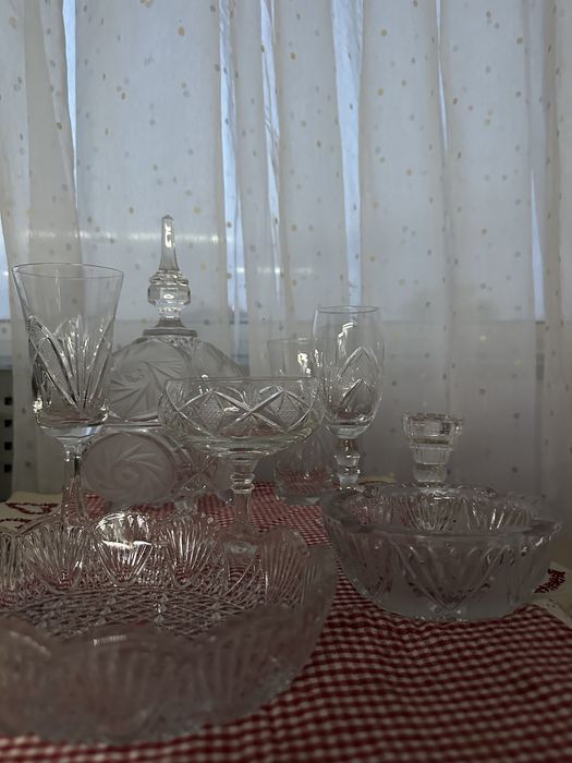 Кристален сервиз