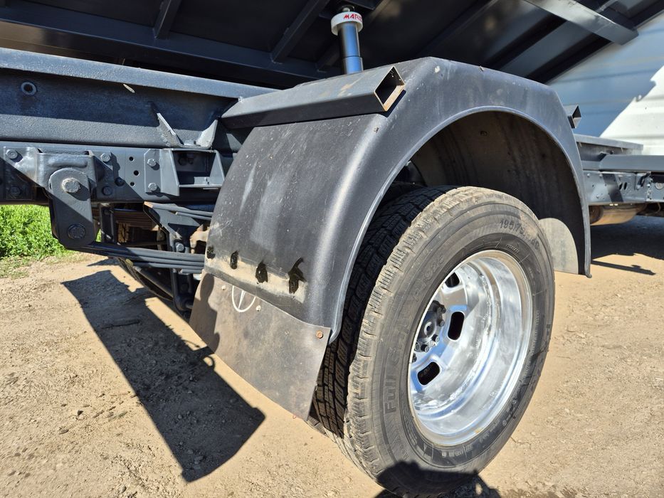 Iveco basculabil
