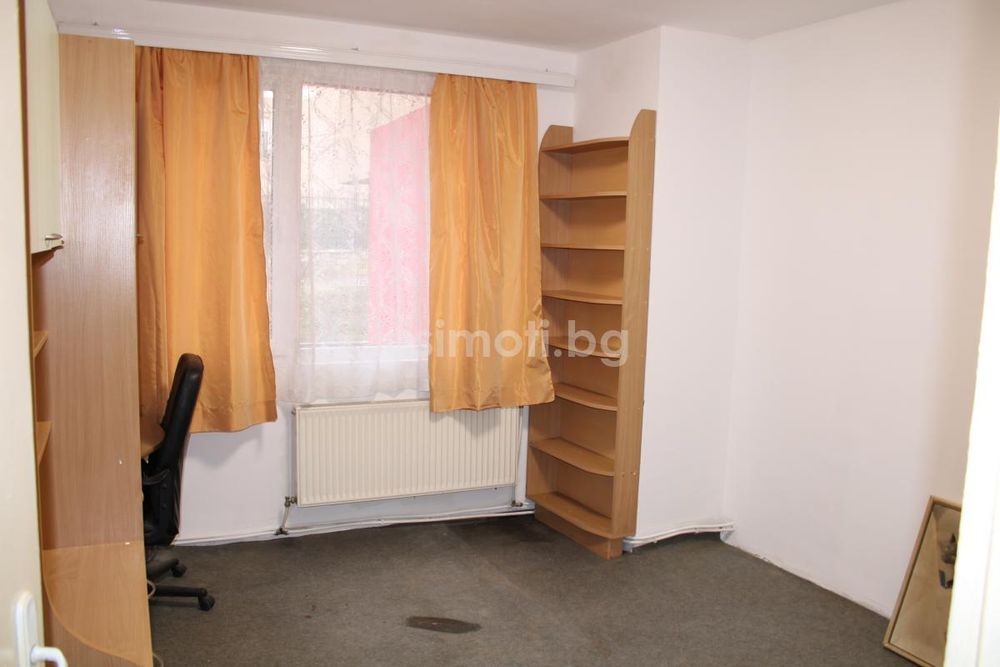 Продава се Тристаен апартамент в София, Карпузица - 120 кв.м за 842 €/кв.м - Снимка #1