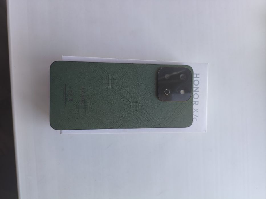 Продаю honor x7c