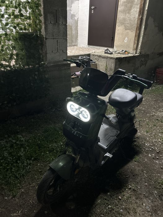 Элнктро скутер танк 108