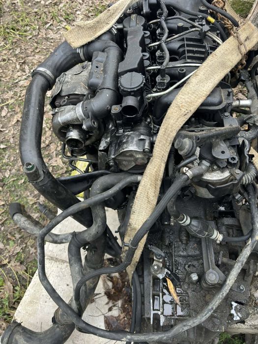 Vand sau dezmembrez volvo