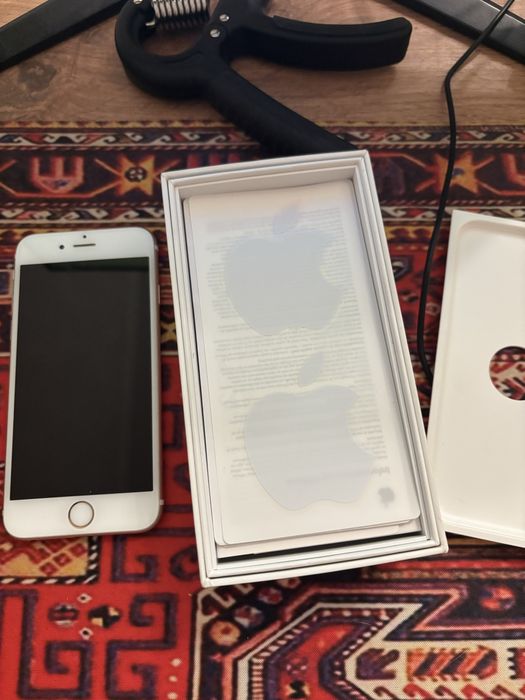 Iphone 6s розовый