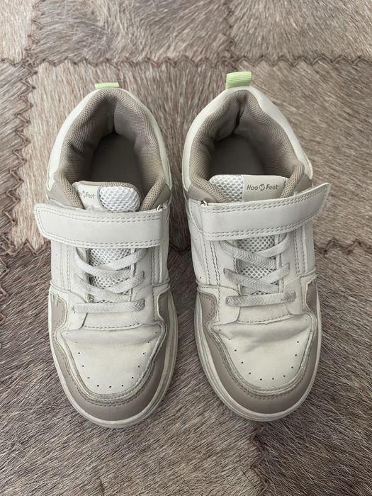 Продается детская обувь