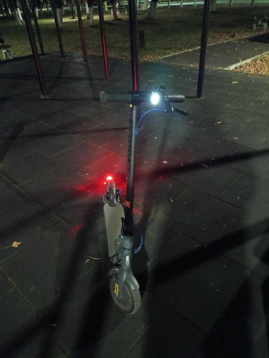 Электросамокат Mi Electric Scooter 3