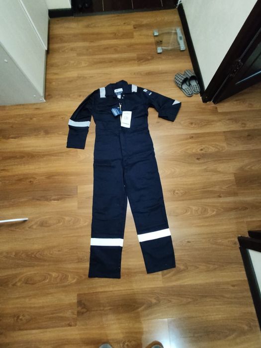 Продам рабочую спец одежду