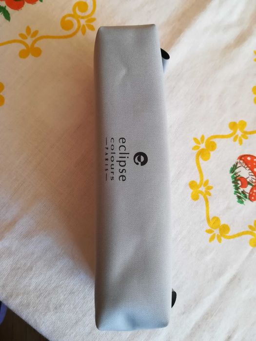 Козметичен несесер "Eclipse colours PARIS "