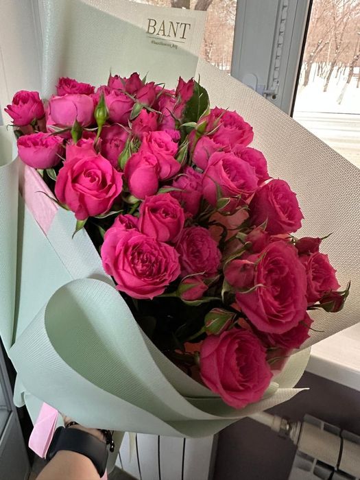 цветы кустовые розовые