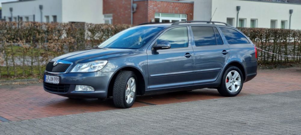 Vând mașină cu numere Germane